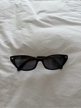 CHANEL Cat-Eye gold Sunglasses